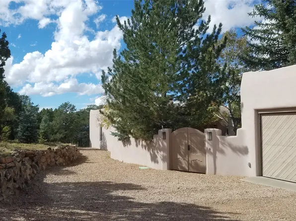 5 Estrella De La Manana, Santa Fe, NM 87508
