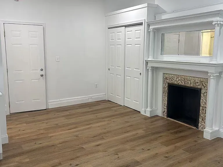 4517 Chester Ave #2F — Photo 3