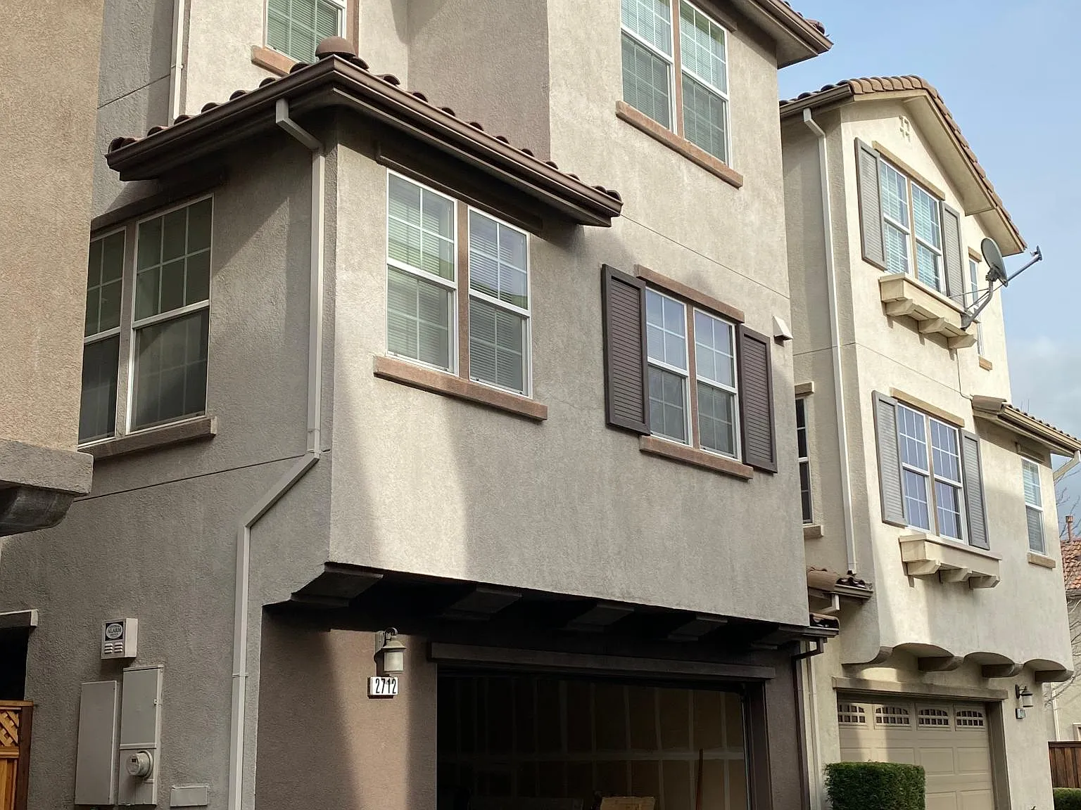 3 bed, 2.5 bath, 1750 sqft, $2,800 — Photo 1