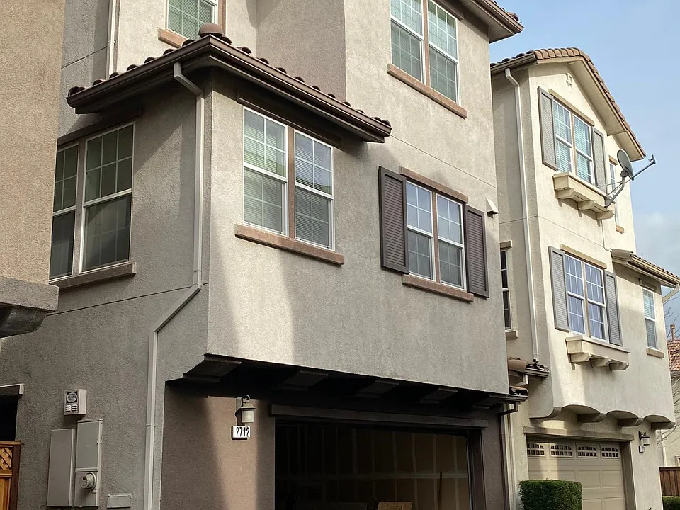 2712 Soho Ln