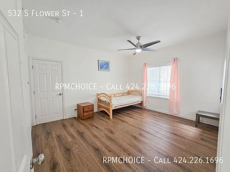 532 S Flower St #1 — Photo 14
