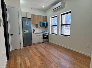 864 E 215th St FLOOR 2, Bronx, NY 10467