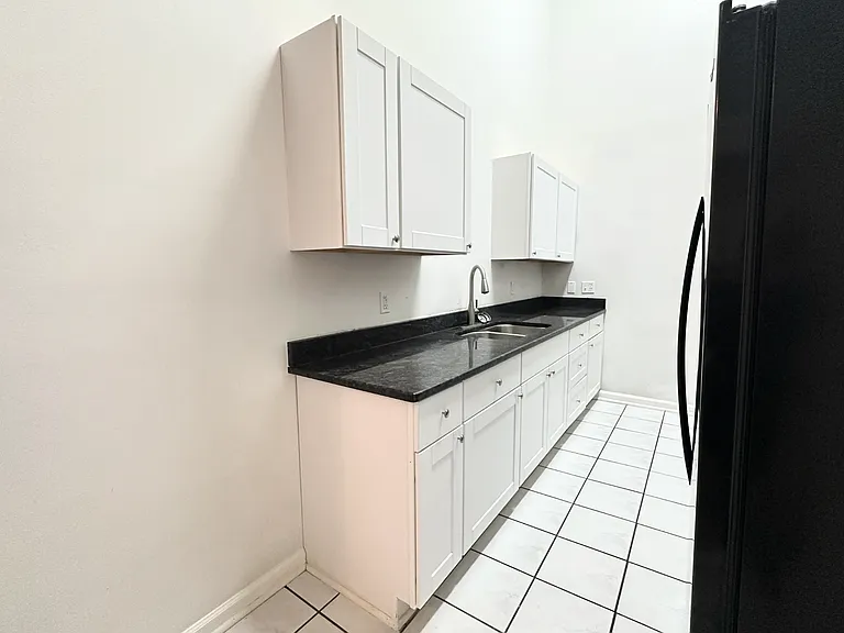 101-103 Cactus St — Photo 36
