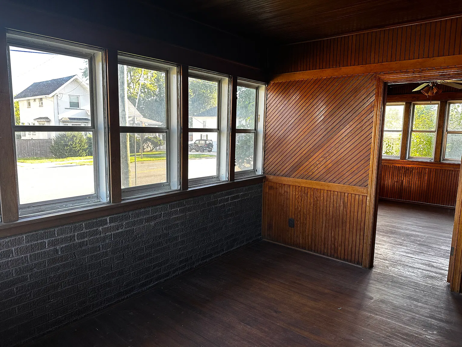 3 bed, 2696 sqft, $5,000 — Photo 2