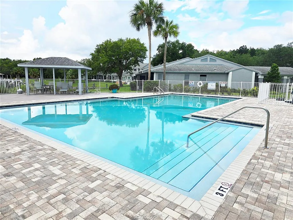 2 bed, 2.0 bath, 1409 sqft, $2,950 — Photo 4