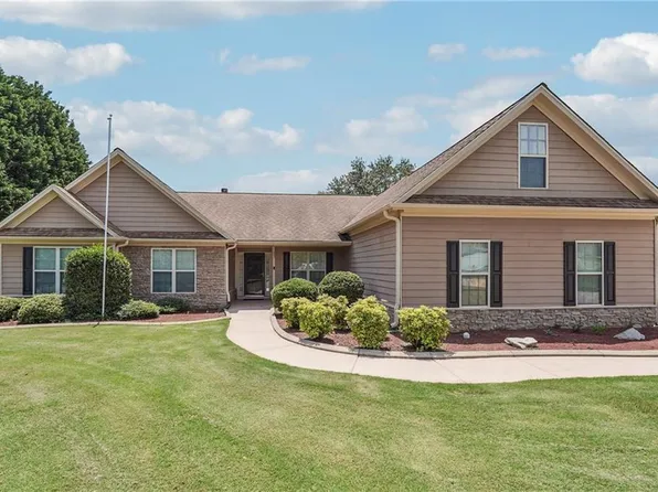 93 Drew Ct, Winder, GA 30680