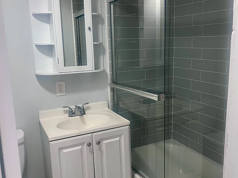 56 Johnson St #1 & 4 — Photo 5
