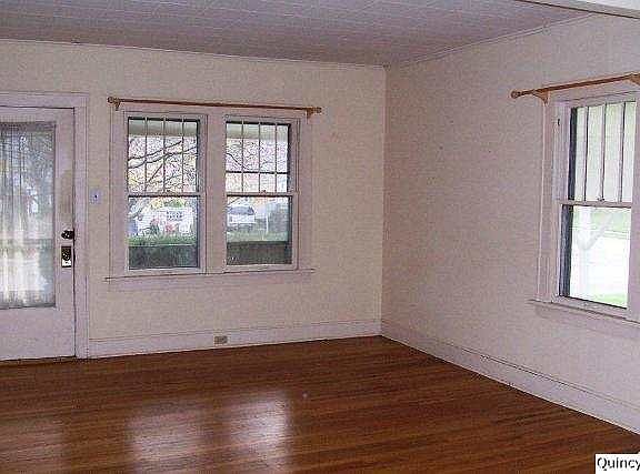 Home for Sale in Quincy, IL $69,900