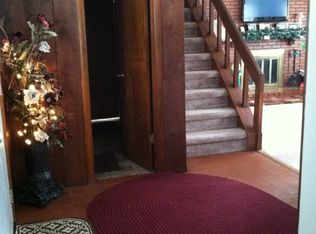 10695 Stafford Rd, Chagrin Falls, OH 44023