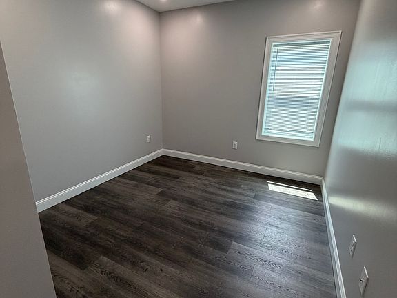 5th image of 314 Dartmouth St #1