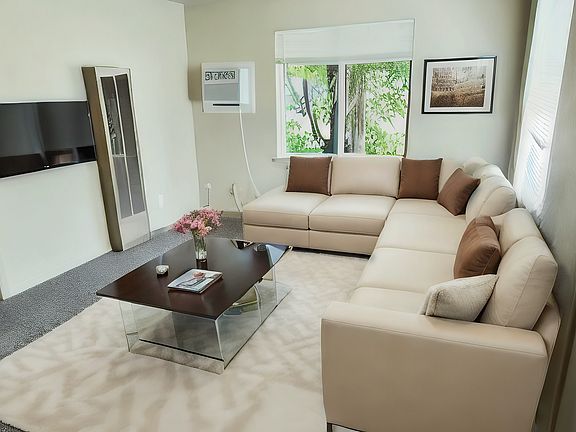 2nd image of 2638 27th St APT 3