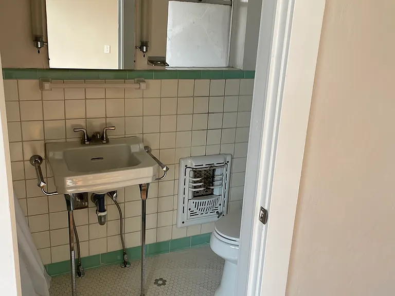 3804 Cambridge Ave — Photo 5