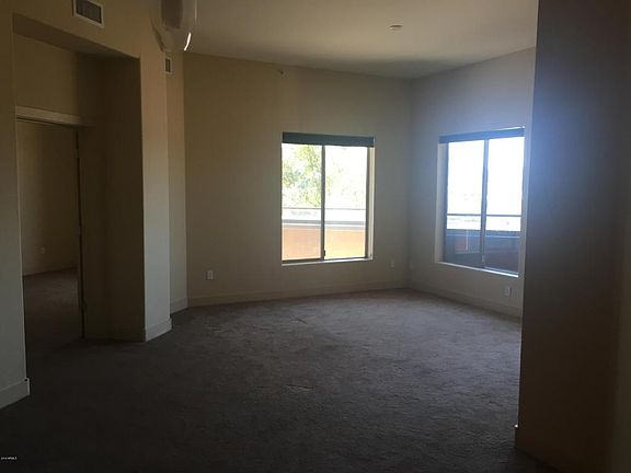 5th image of 945 E Playa Del Norte Dr