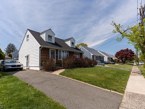 4th image of 93 Brighton Rd