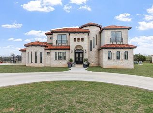 661 Emerald Loop, Fredericksburg, TX 78624