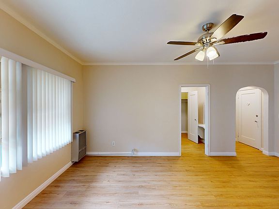 4th image of 812 Orange Grove Ave APT 6
