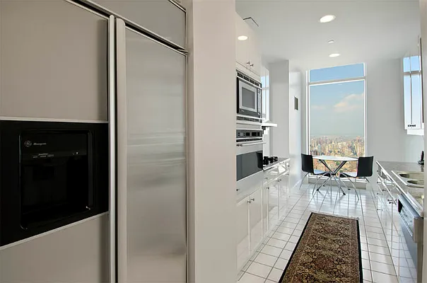 Rented by Town Residential | media 51