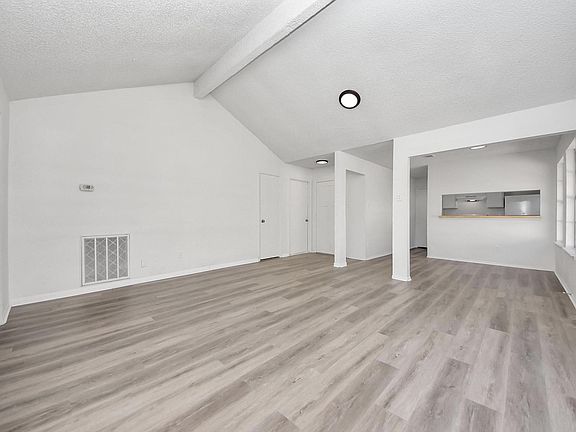 5th image of 23326 Prairie Bird Dr