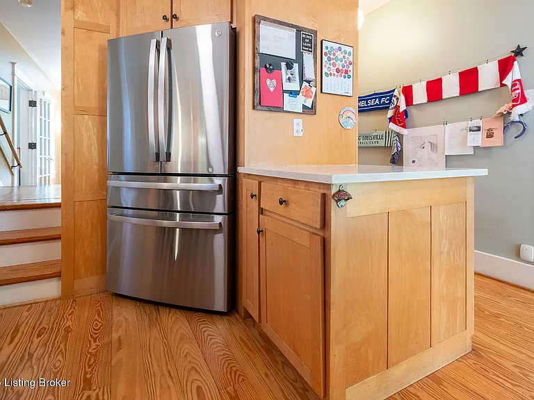 2424 Longest Ave — Photo 14