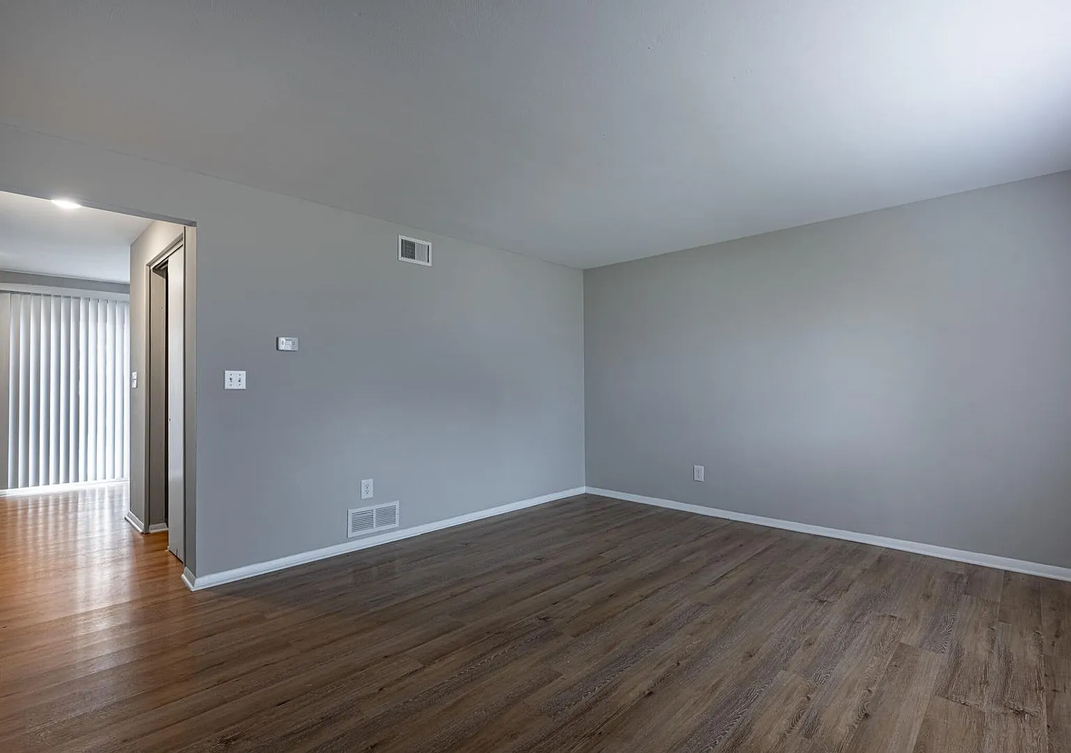 Flowerdale Townhomes — Photo 4