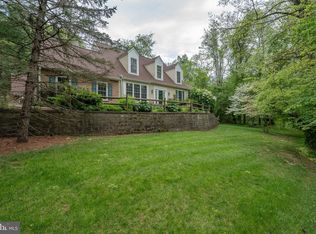 725 Kincaid Mills Ln, Wallingford, PA 19086