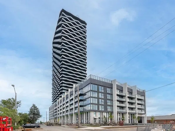 36 Zorra St #908, Toronto, ON M8Z 0G5