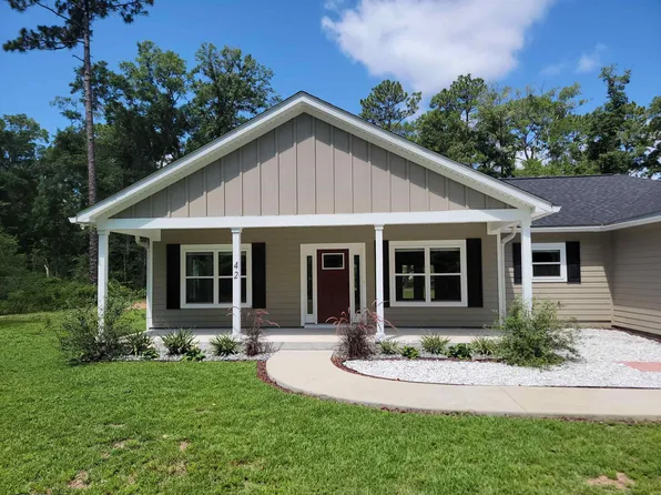 42 Pan Cera Dr, Crawfordville, FL 32327