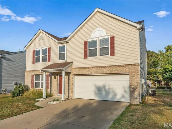 136 Falling Leaf Way, Mascoutah, IL 62258