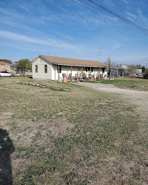 101 N 3rd St, Mertzon, TX 76941 Zillow