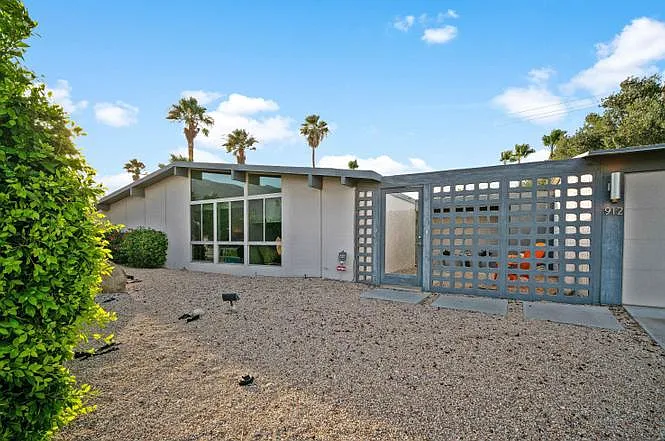 912 E Sunair Rd — Photo 49