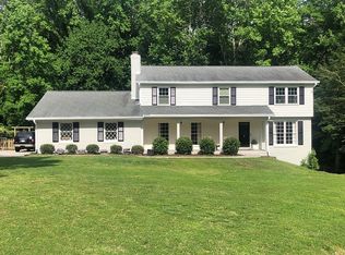 7385 Hunters Branch Dr, Sandy Springs, GA 30328
