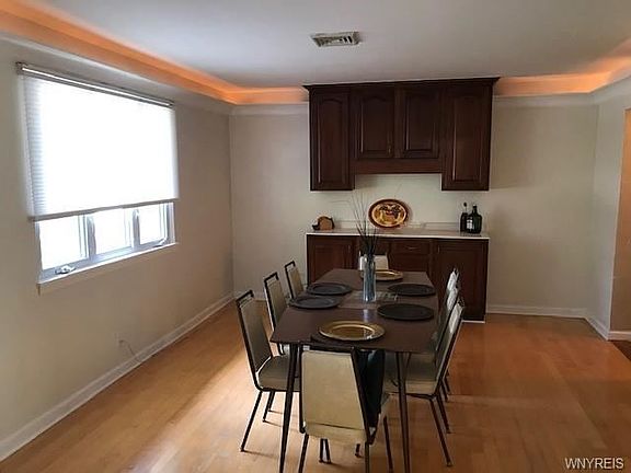 4th image of 30 Troy Del Way