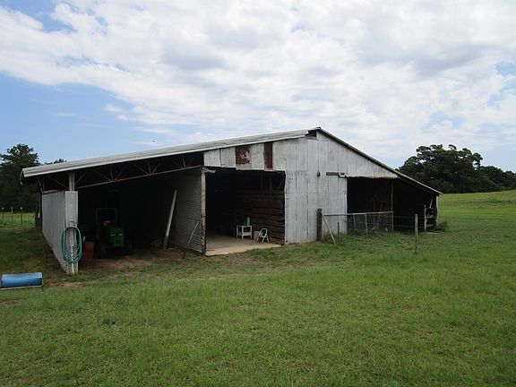 5th image of 2066 Highway 131