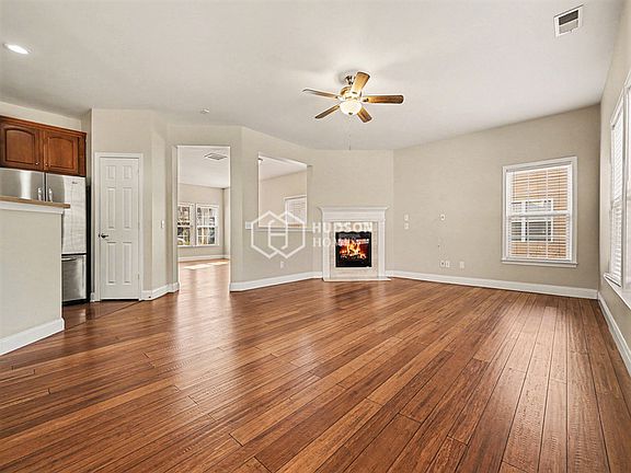 5th image of 13527 Pontchatrain Ave