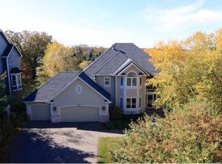 800 Quail Ridge Rd, Eagan, MN 55123