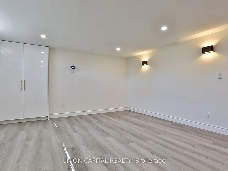 383 Neal Dr — Photo 21