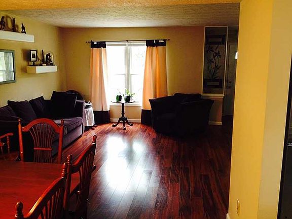 4th image of 10903 Stoney Creek Ct
