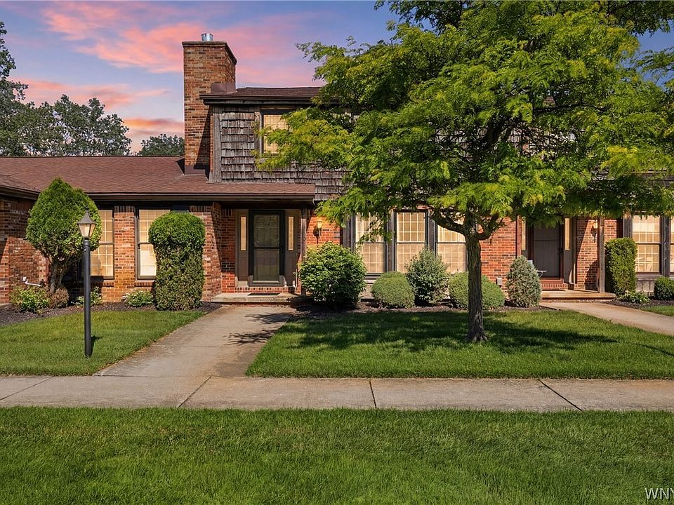 1st image of 144 Wedgewood Dr #144