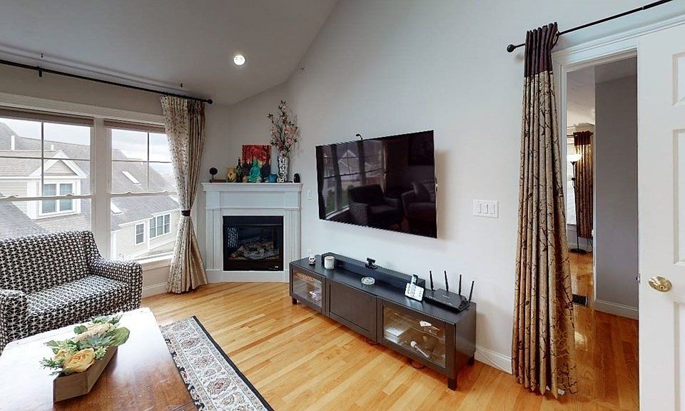 19 Flint Pond Dr, North Grafton, MA 01536 Zillow