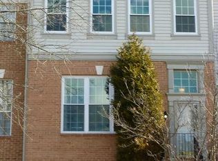 20744 Shoreline Ter, Sterling, VA 20165