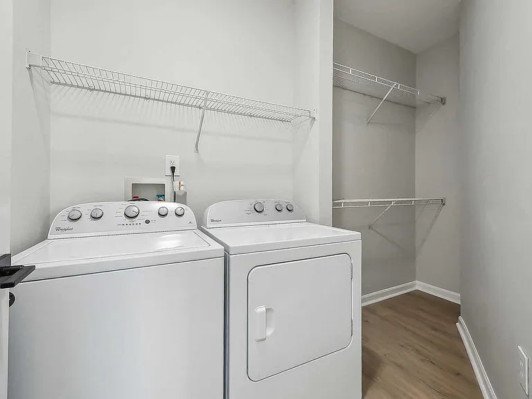 The Reserve at Meadowmont Apartments and Townhomes — Photo 43