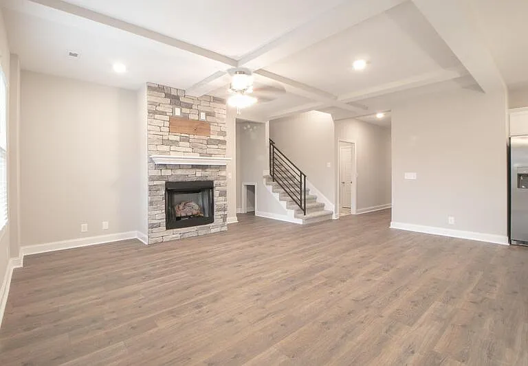 2114 Ireland Way — Photo 3