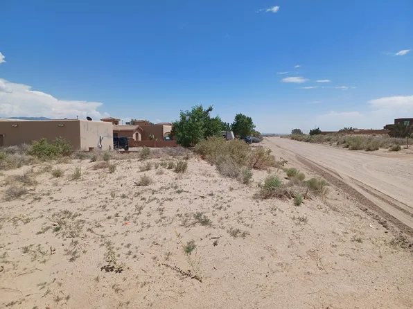 2904-2908 Chayote Rd NE, Rio Rancho, NM 87144