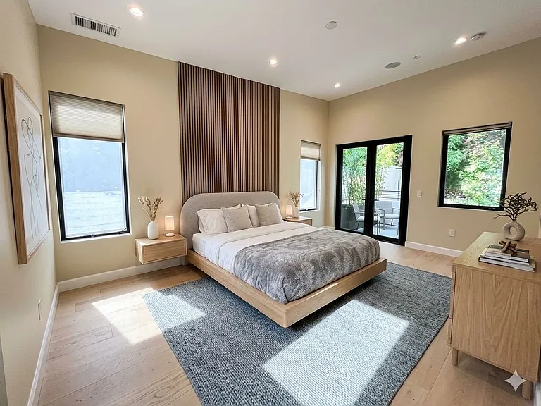1734 N Beverly Glen Blvd — Photo 44