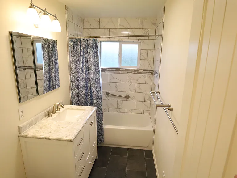1429 SE Cherry Ln — Photo 8