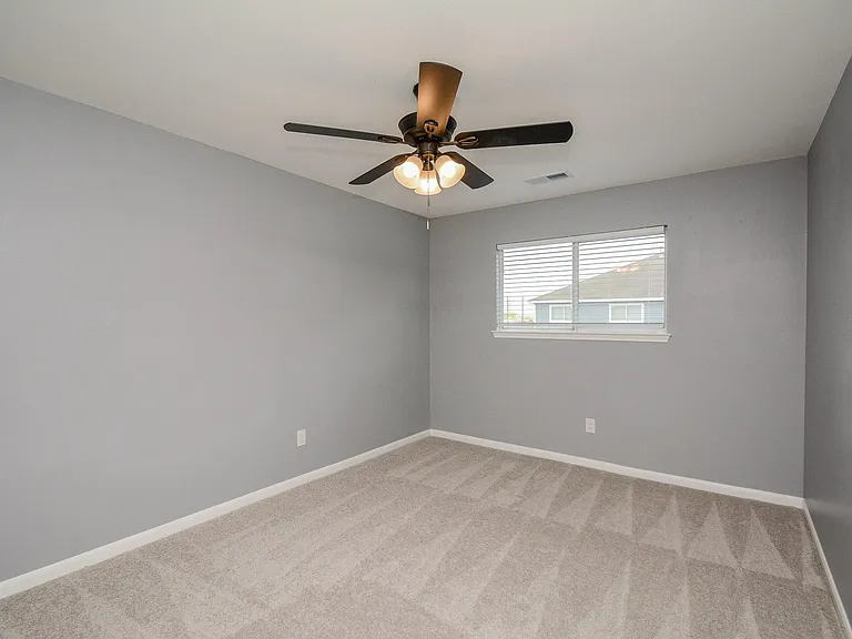 6418 Waldron Dr #B — Photo 16