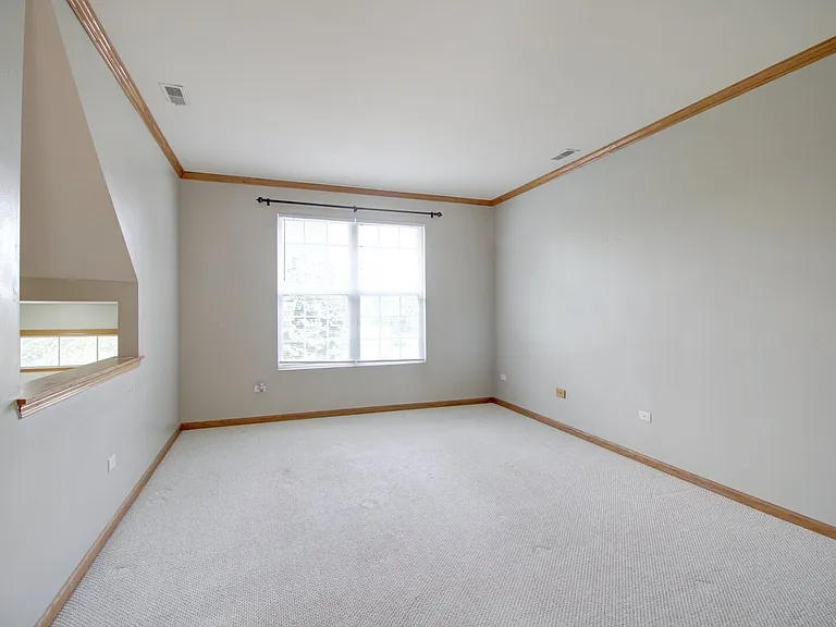 238 S Alder Creek Dr — Photo 2