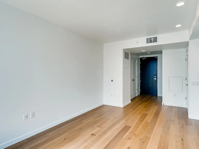 1808 Minor Ave #2304 — Photo 5