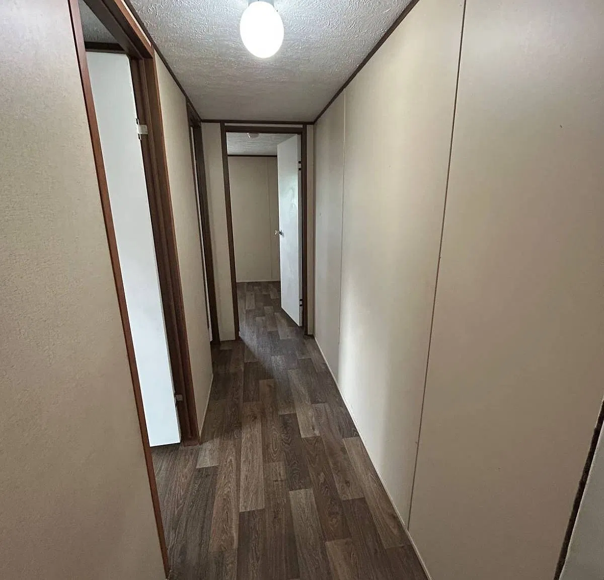 3 bed, 2.0 bath, $950 — Photo 4