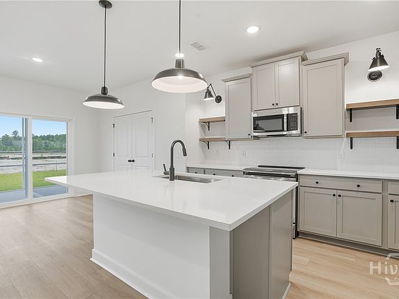 5th image of 296 Kingswood Circle